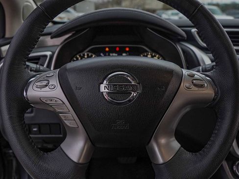 Used 2016 Nissan Murano Platinum image 12