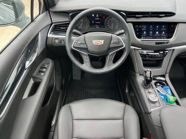 Certified 2026 Cadillac XT5 Premium Luxury w/ Driver Assist Package FWD image 37