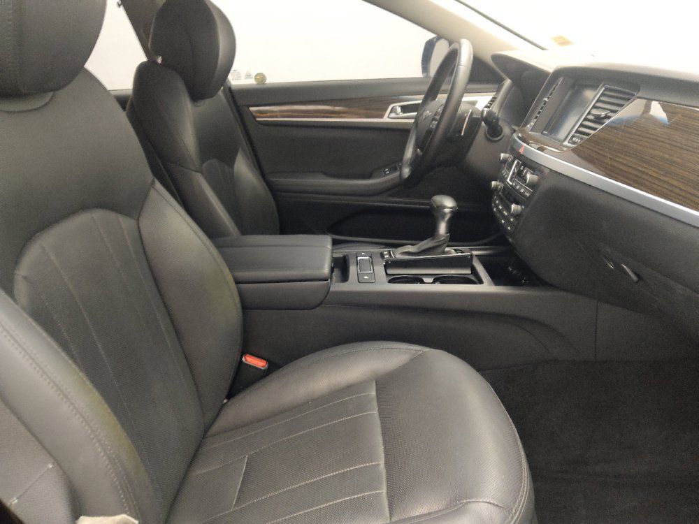Used 2018 Genesis G80 3.8 RWD image 21