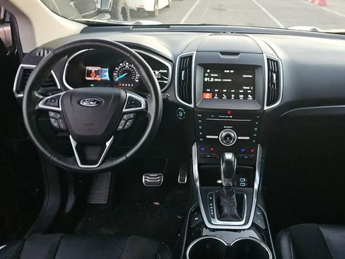 Used 2017 Ford Edge Sport image 11