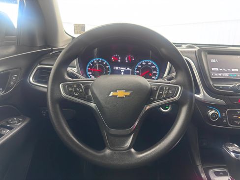 Used 2018 Chevrolet Equinox LT AWD/4WD image 19