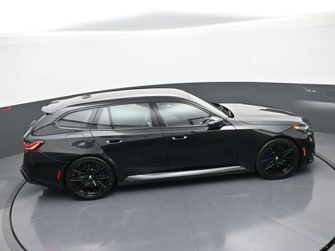 New 2027 BMW M5 Touring AWD/4WD image 37
