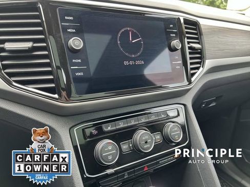 Used 2023 Volkswagen Atlas SE w/ Panoramic Sunroof Package FWD image 23
