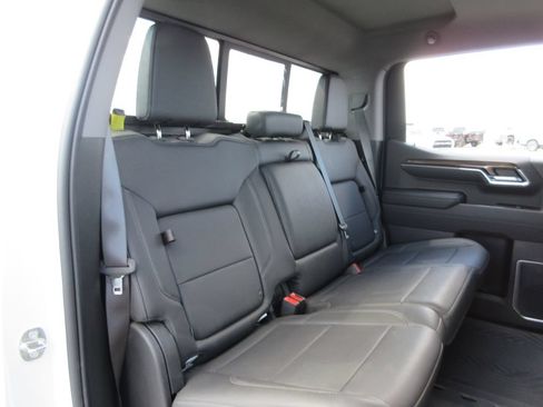 Certified 2024 Chevrolet Silverado 1500 LT Trail Boss w/ Convenience Package II AWD/4WD image 22