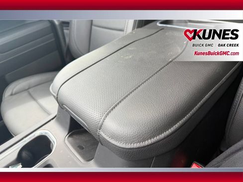 Used 2024 GMC Sierra 1500 Denali w/ Denali Reserve Package AWD/4WD image 26