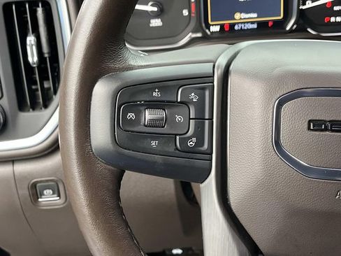 Used 2022 GMC Sierra 2500 Denali w/ Denali Ultimate Package AWD/4WD image 27