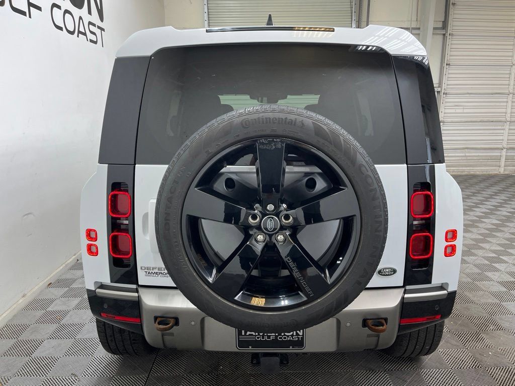 Used 2023 Land Rover Defender 110 X-Dynamic SE AWD/4WD image 10