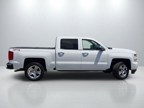 Used 2018 Chevrolet Silverado 1500 Custom w/ Trailering Package AWD/4WD image 3