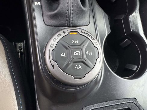 Used 2024 Ford Bronco Wildtrak image 43