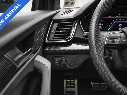 Used 2025 Audi SQ5 Premium Plus image 35