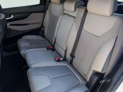 Used 2019 Hyundai Santa Fe SE image 27
