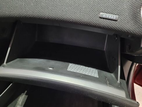 Used 2016 Chevrolet Cruze LT image 40