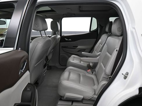 Used 2019 GMC Acadia SLT FWD image 34
