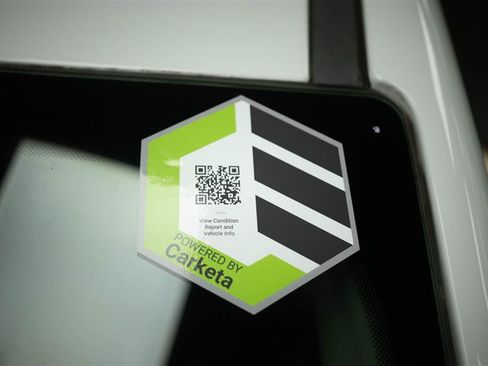Used 2023 Chrysler Pacifica Touring-L FWD image 31
