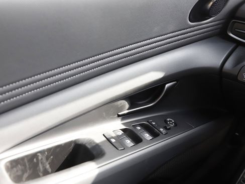 New 2025 Hyundai Elantra Sport image 21