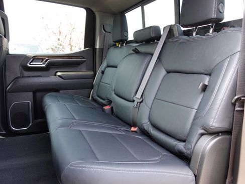 Used 2023 GMC Sierra 1500 Elevation w/ Preferred Package image 20