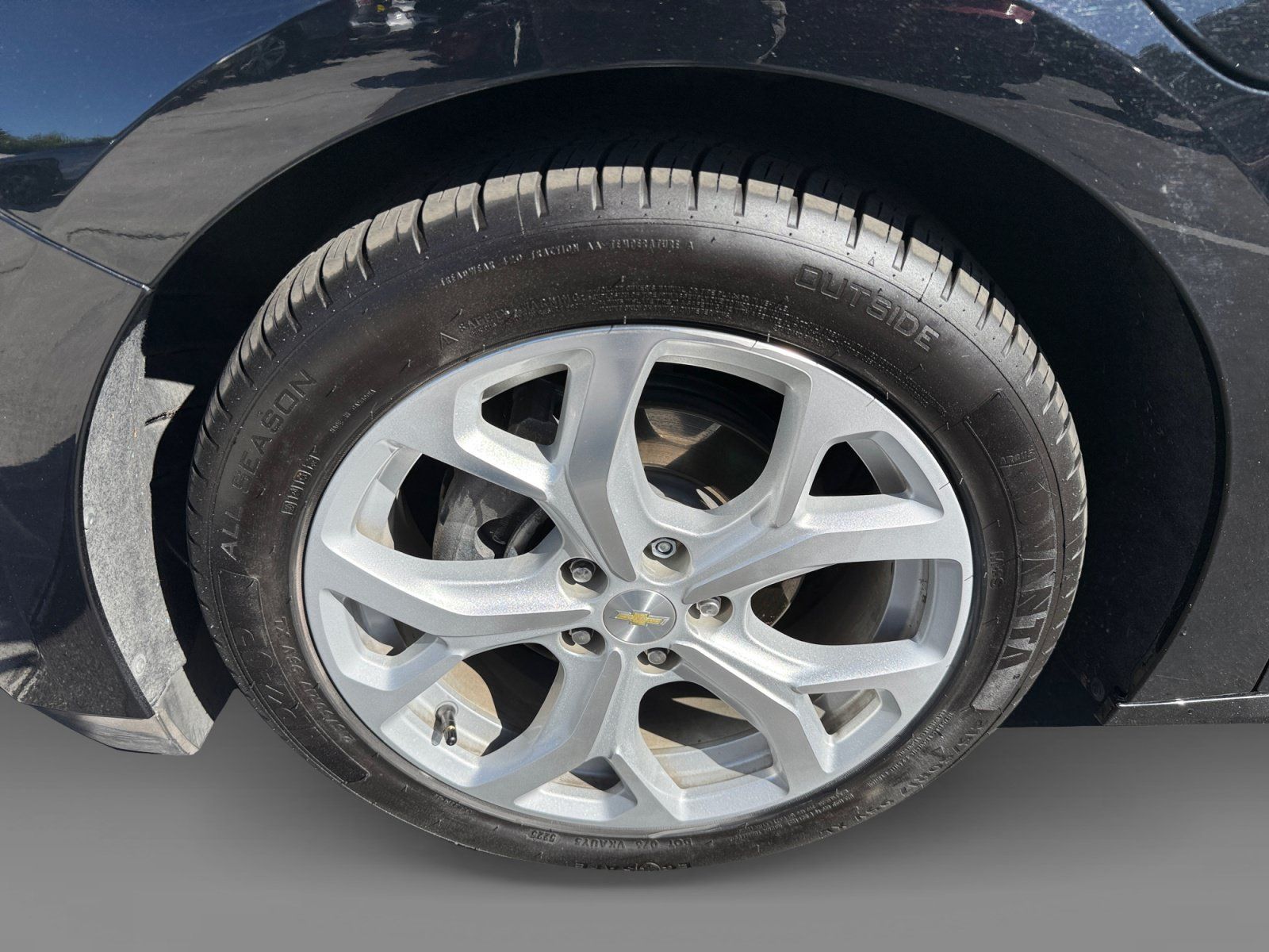 Used 2017 Chevrolet Volt LT FWD image 9