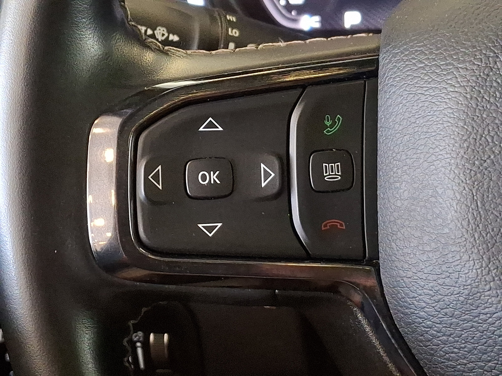 Used 2024 RAM 1500 Limited w/ Night Edition AWD/4WD image 19