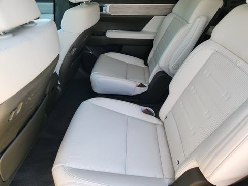 Used 2025 Hyundai Santa Fe Calligraphy image 31