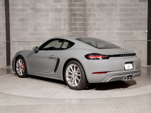 Used 2025 Porsche 718 Cayman S RWD image 6