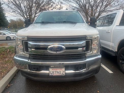 Used 2019 Ford F250 XL w/ STX Appearance Package image 2