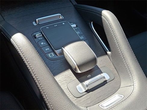 New 2026 Mercedes-Benz GLS 450 4MATIC image 15