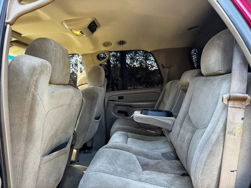 Used 2004 Chevrolet Tahoe LS w/ Preferred Equipment Group image 13