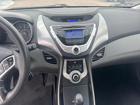 Used 2012 Hyundai Elantra GLS w/ Preferred Pkg 3 image 10
