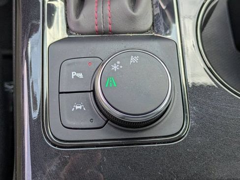 Used 2022 Chevrolet Blazer RS w/ Enhanced Convenience Package FWD image 32