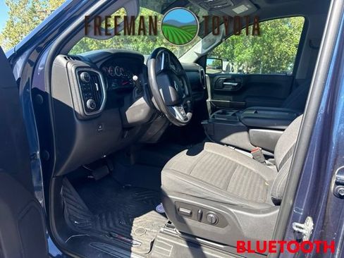 Used 2020 Chevrolet Silverado 1500 RST AWD/4WD image 7