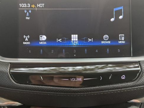 Used 2018 Cadillac XT5 Luxury w/ Driver Awareness Package AWD/4WD image 35