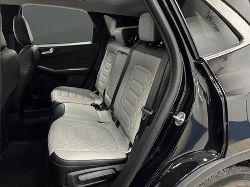 Used 2023 Ford Escape SE w/ PHEV Premium Package image 30