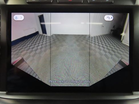 Used 2023 Ford F250 Lariat w/ Sport Appearance Package image 18