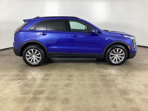Used 2023 Cadillac XT4 Sport AWD/4WD image 5