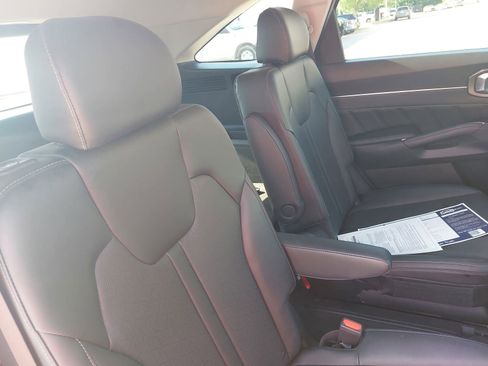 Used 2021 Kia Sorento SX AWD/4WD image 11
