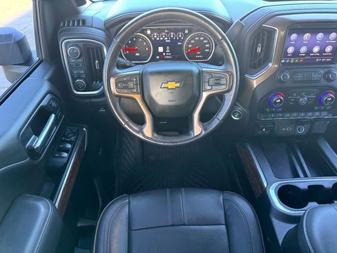 Used 2022 Chevrolet Silverado 2500 High Country w/ Z71 Off-Road Package image 23