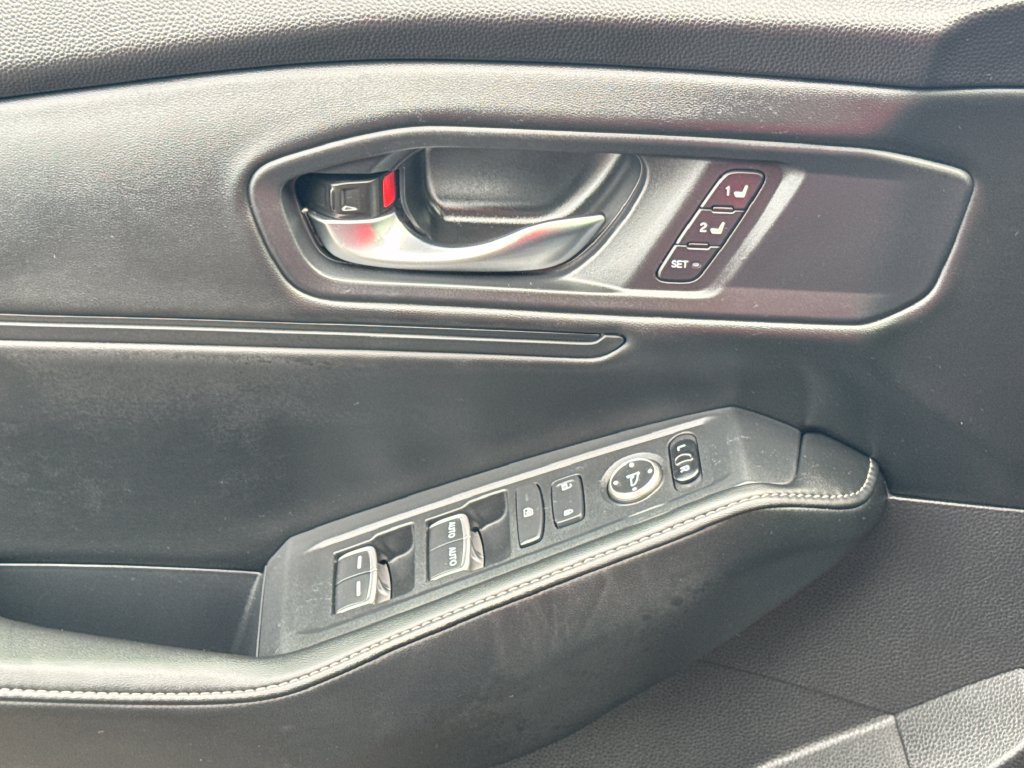 Used 2023 Honda Accord Sport image 32