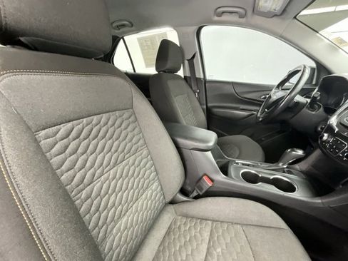 Used 2021 Chevrolet Equinox LT image 13