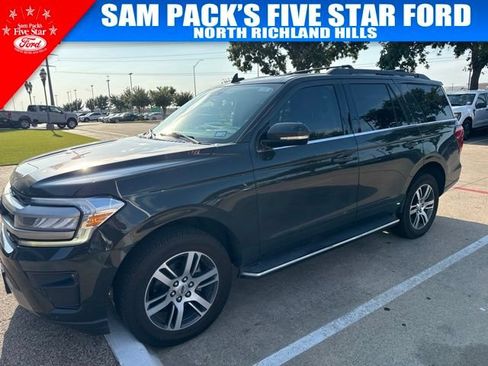 Used 2022 Ford Expedition XLT RWD image 1