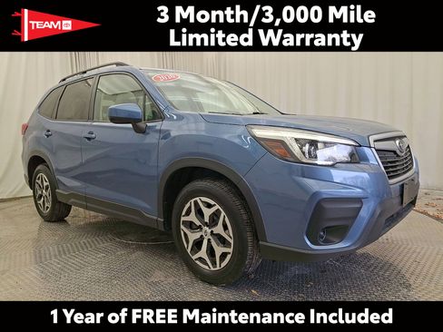Used 2020 Subaru Forester Premium image 1