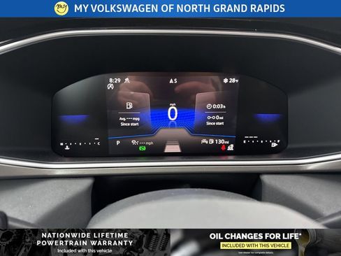 New 2026 Volkswagen Taos SE image 10