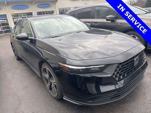 Used 2024 Honda Accord Sport image 1