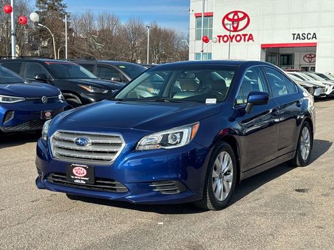 Used 2015 Subaru Legacy 2.5i Premium w/ Moonroof Package image 3