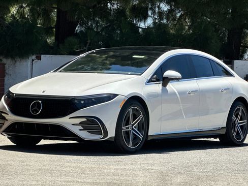 Certified 2023 Mercedes-Benz EQS 450+ 4MATIC Sedan image 9