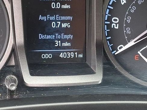 Used 2020 Toyota Tacoma TRD Sport AWD/4WD image 19