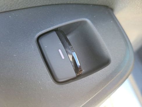 Certified 2025 Subaru Crosstrek 2.5i Sport image 14