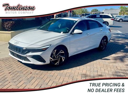 Used 2024 Hyundai Elantra SEL w/ Convenience Package FWD image 1
