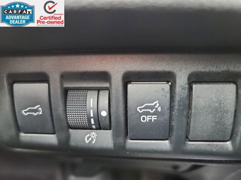 Used 2023 Subaru Outback Premium image 33