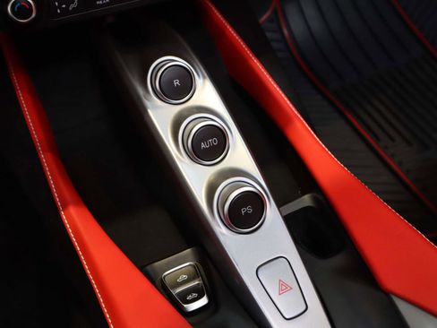 Certified 2020 Ferrari Portofino image 33