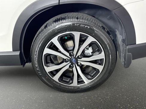 Used 2024 Subaru Forester Limited w/ POP Package 3 image 33